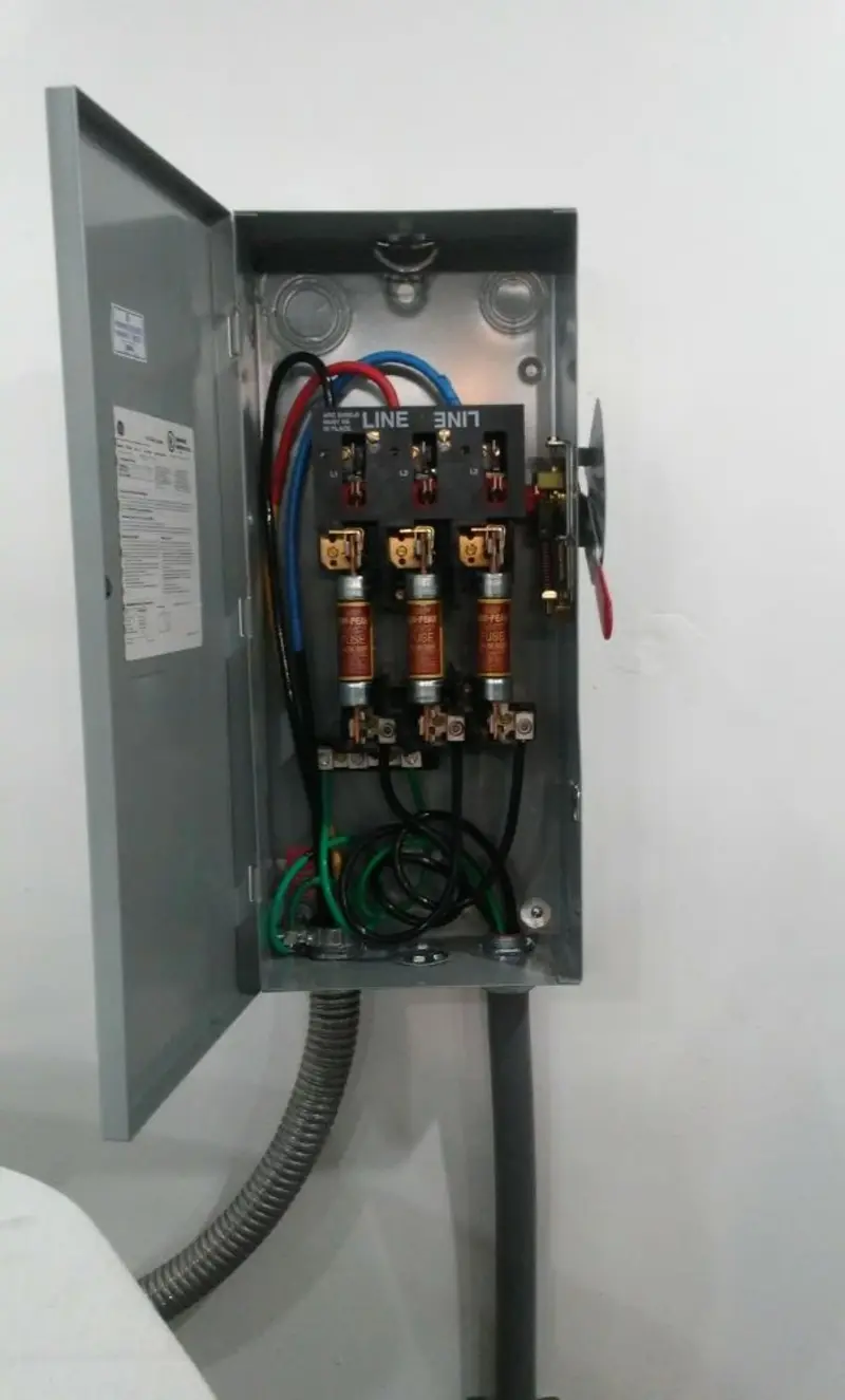 Three-phase disconnect switch installed for Electrical Wiring & Rewiring in Mount Angel